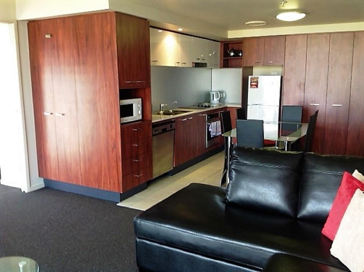 The Towers Of Chevron Renaissance - Holidays Apartment