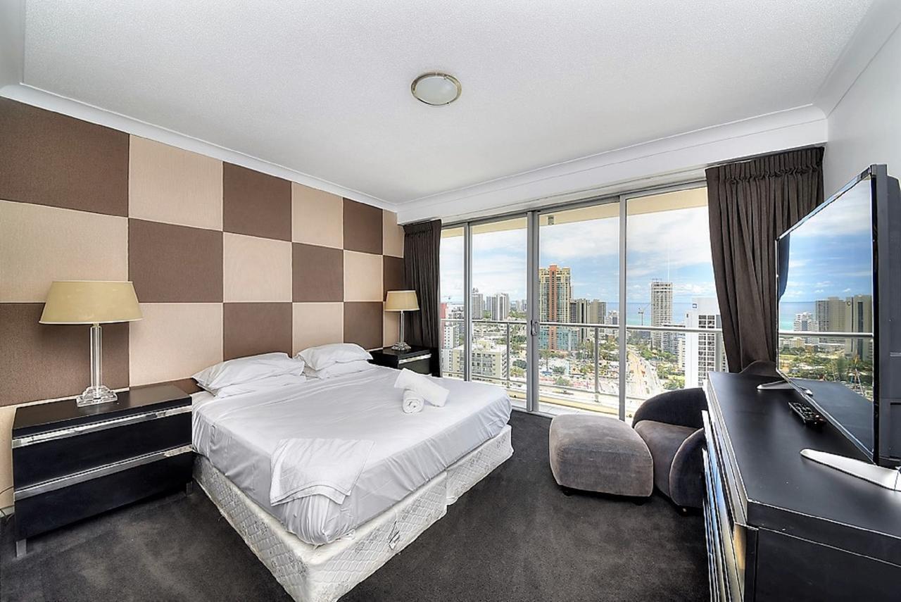 The Towers Of Chevron Renaissance - Holidays Apartment *
