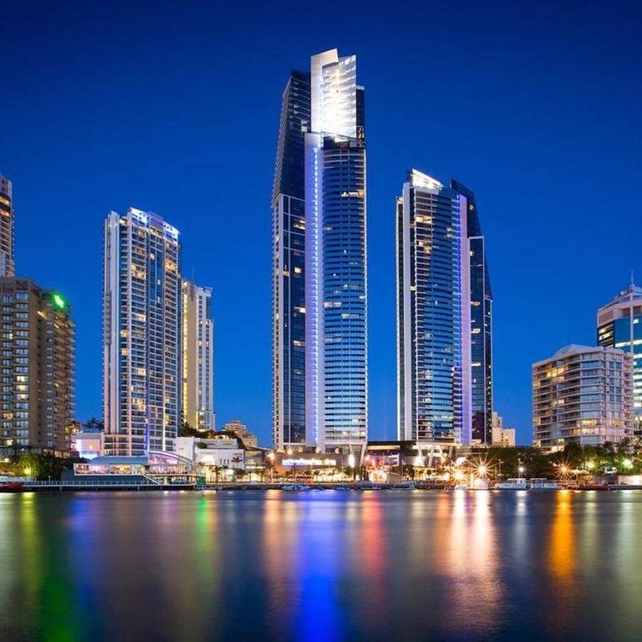 Circle On Cavil Holidays Apartment Gold Coast
