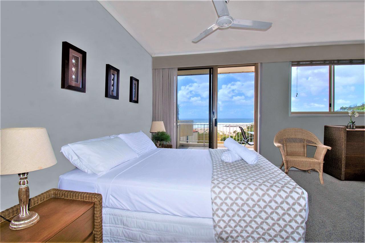 Aparthotel Sandcastles On Currumbin Beachfront, 4*