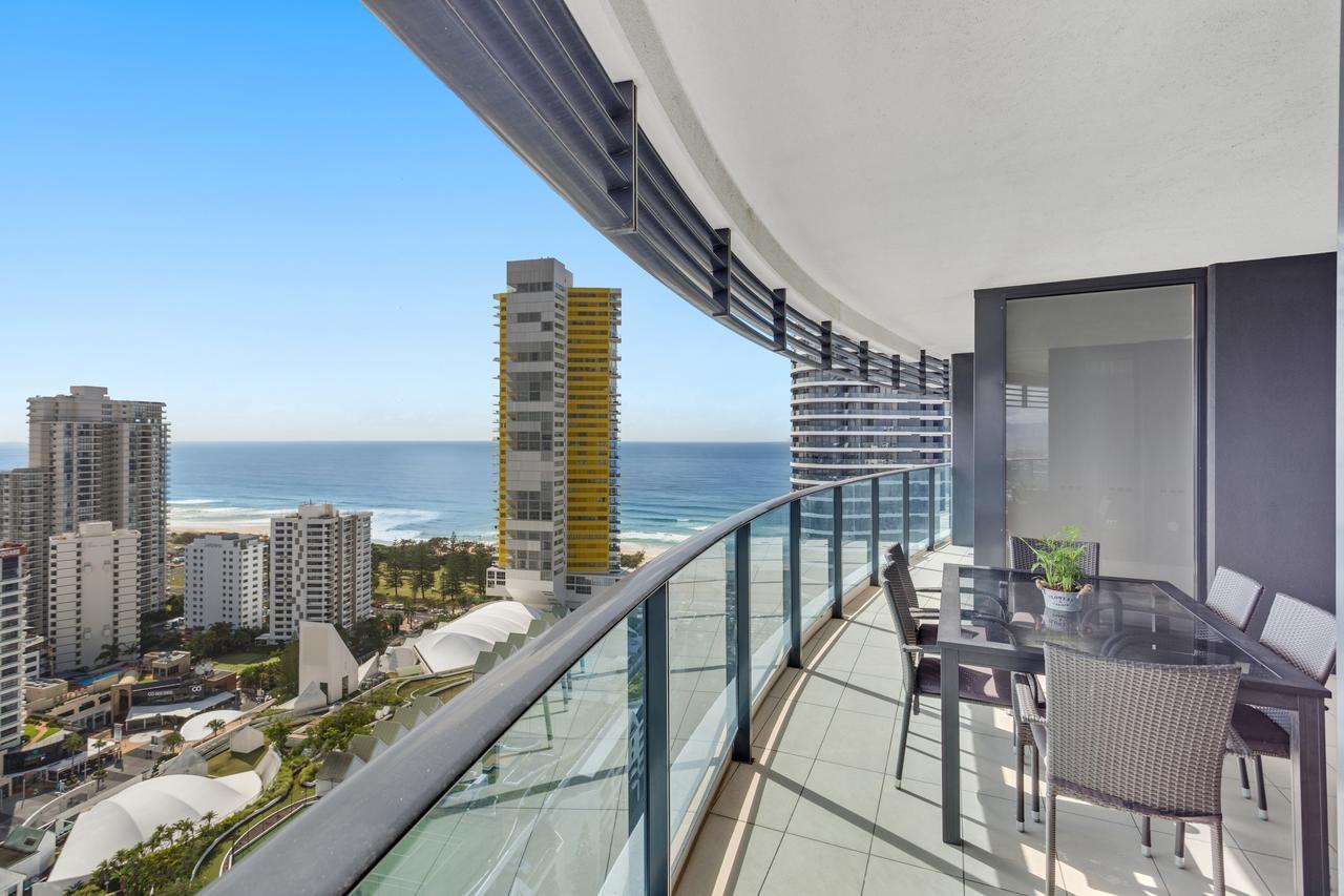 Oracle - 5 Star Luxury - Level 25 Apartment