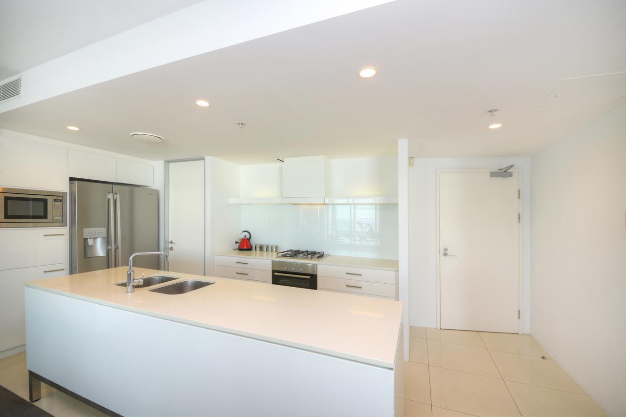 Apartment Private With Ocean Views At Q1 *