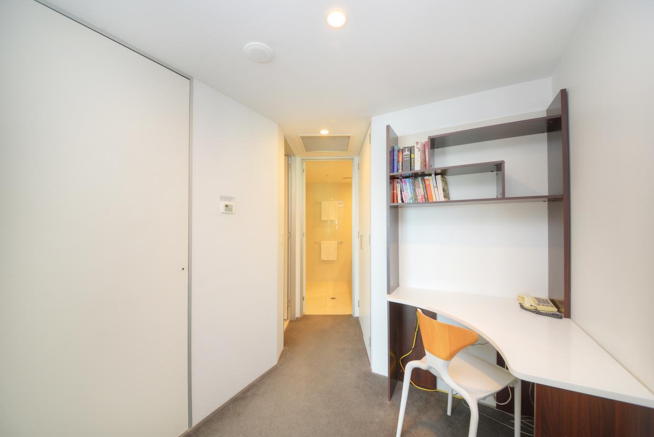 Apartment Private With Ocean Views At Q1 Gold Coast