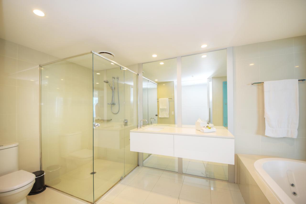 Apartment Private With Ocean Views At Q1 *