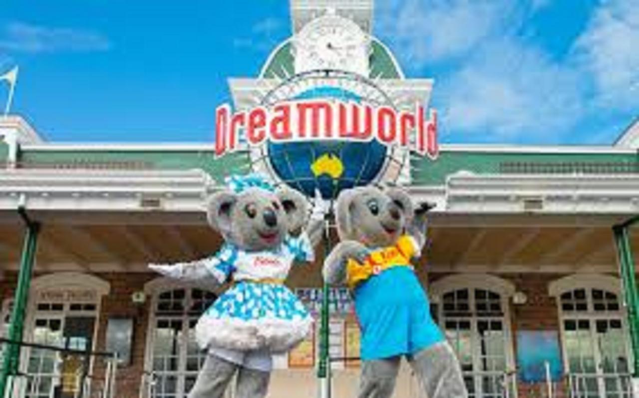 Villa Theme Park Family Gold Coast
