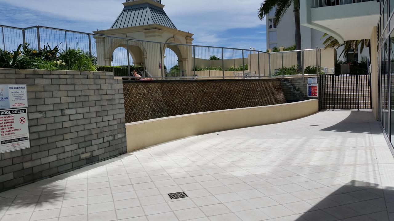 Grand Hotel Gold Coast Apartment Apartment