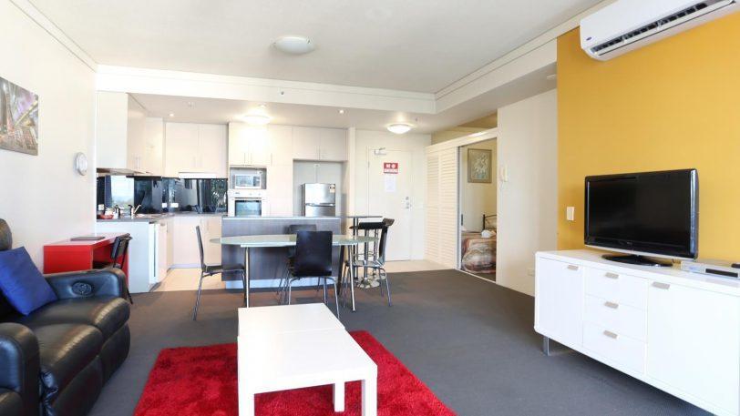 Grand Hotel Gold Coast Apartment Apartment