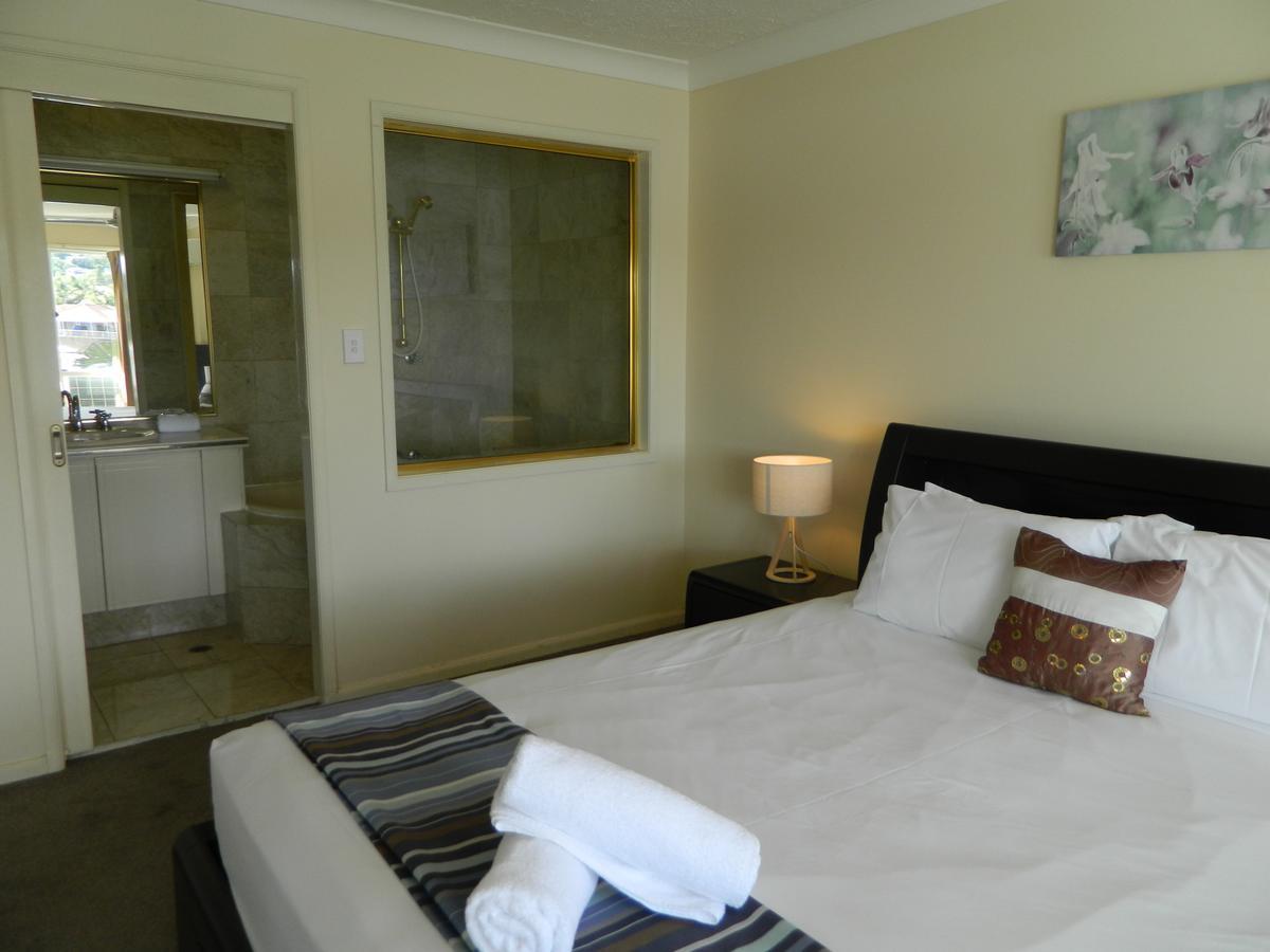Isle Of Palms Resort 4*
