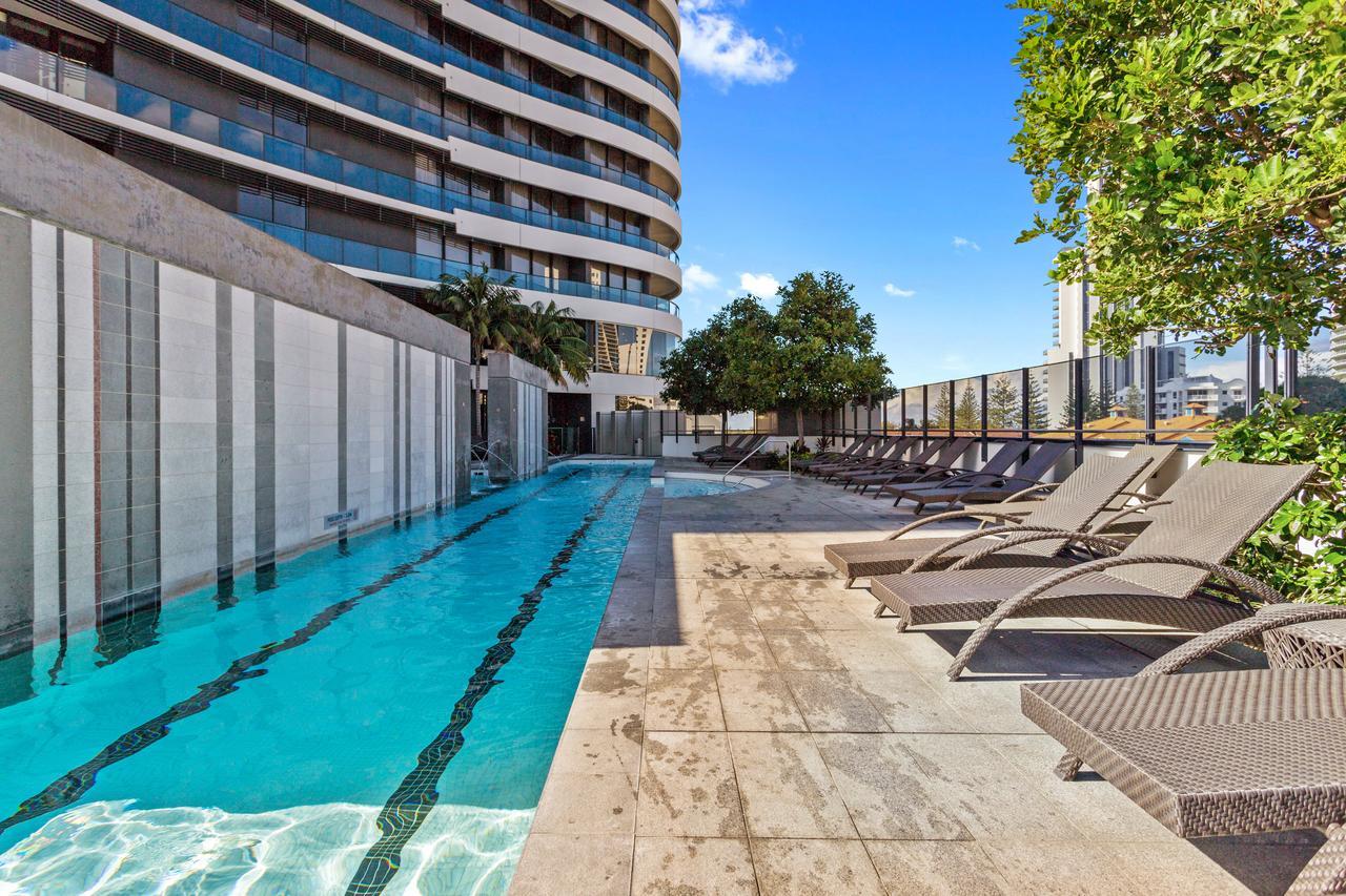 Oracle - 5 Star Luxury - Level 25 * Gold Coast