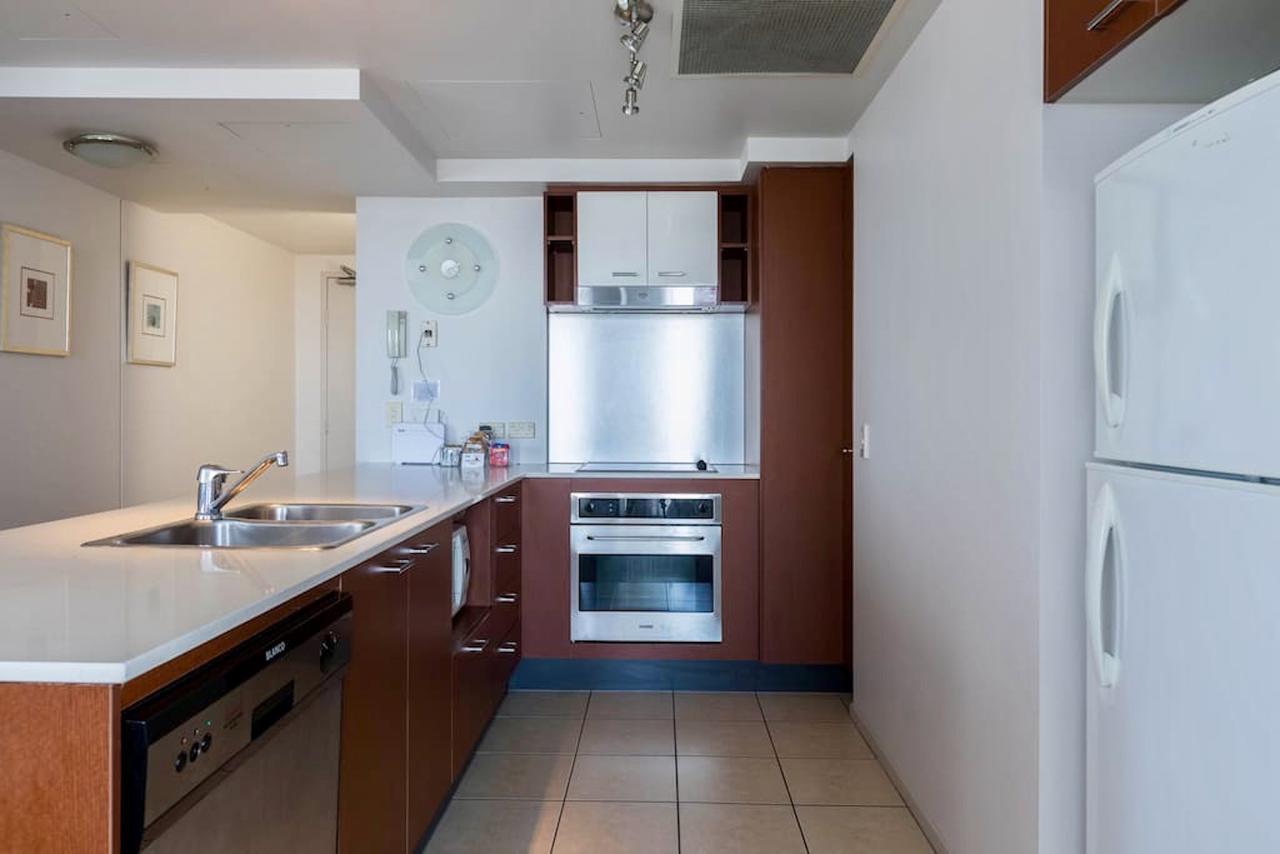 With Ocean Views Apartamento Gold Coast