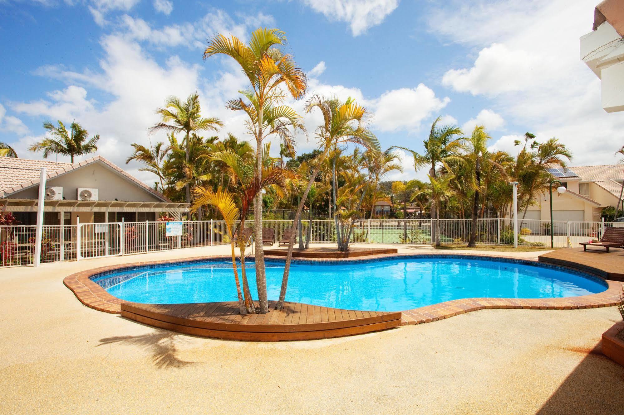 Isle Of Palms Resort 4*