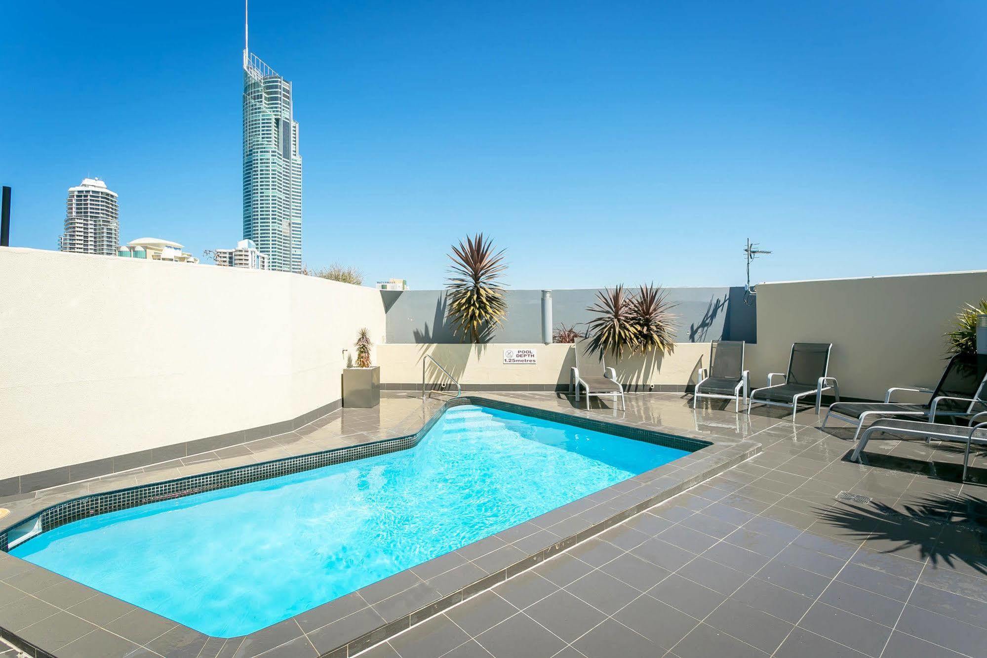 Aparthotel Breakfree Cosmopolitan