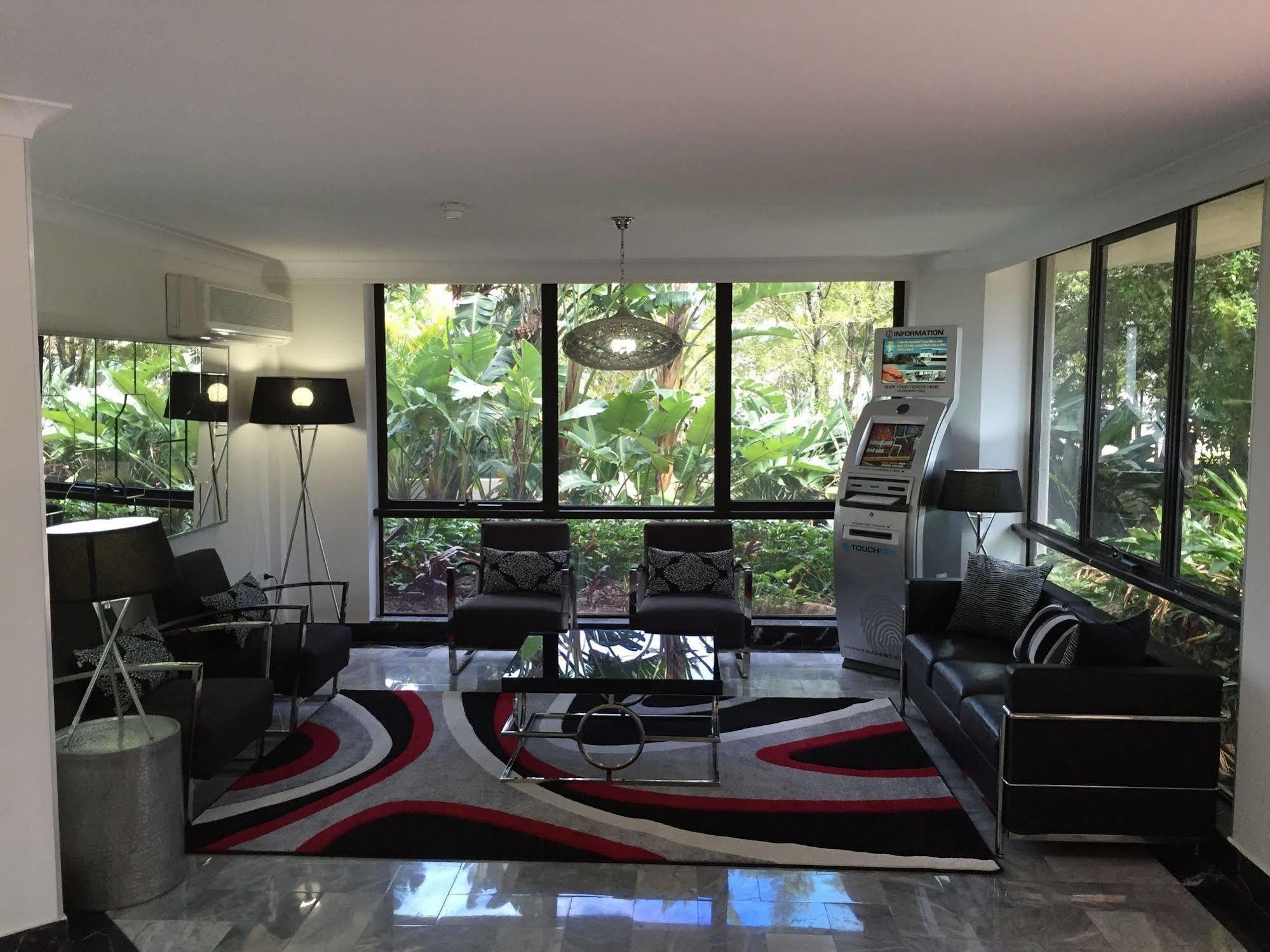 Genesis By Premium Aparthotel Gold Coast