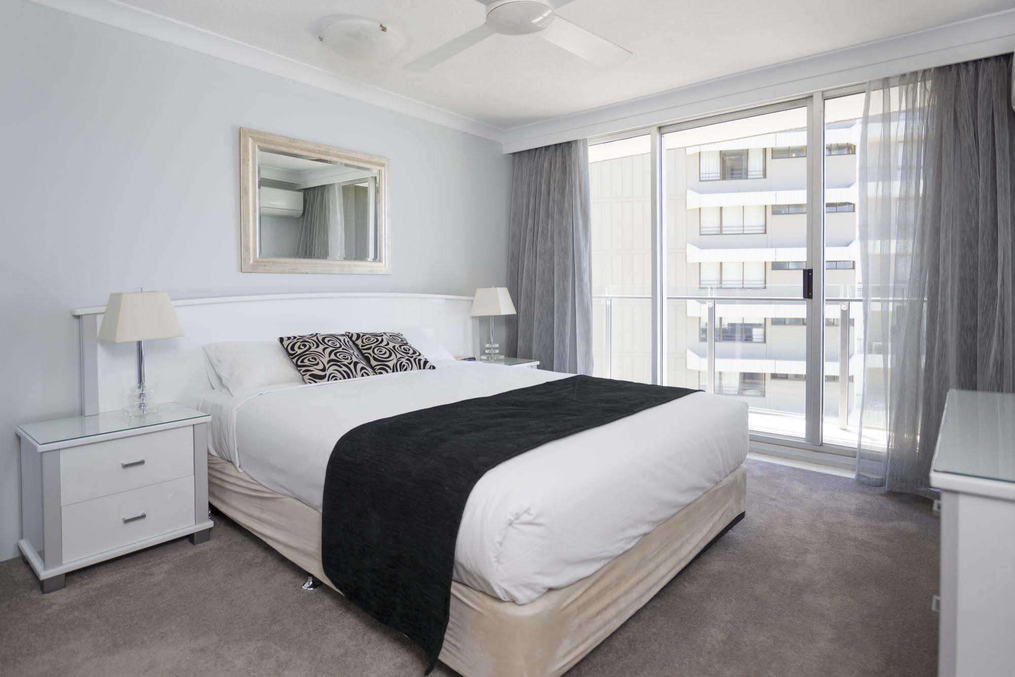 Sunbird Main 4* Gold Coast