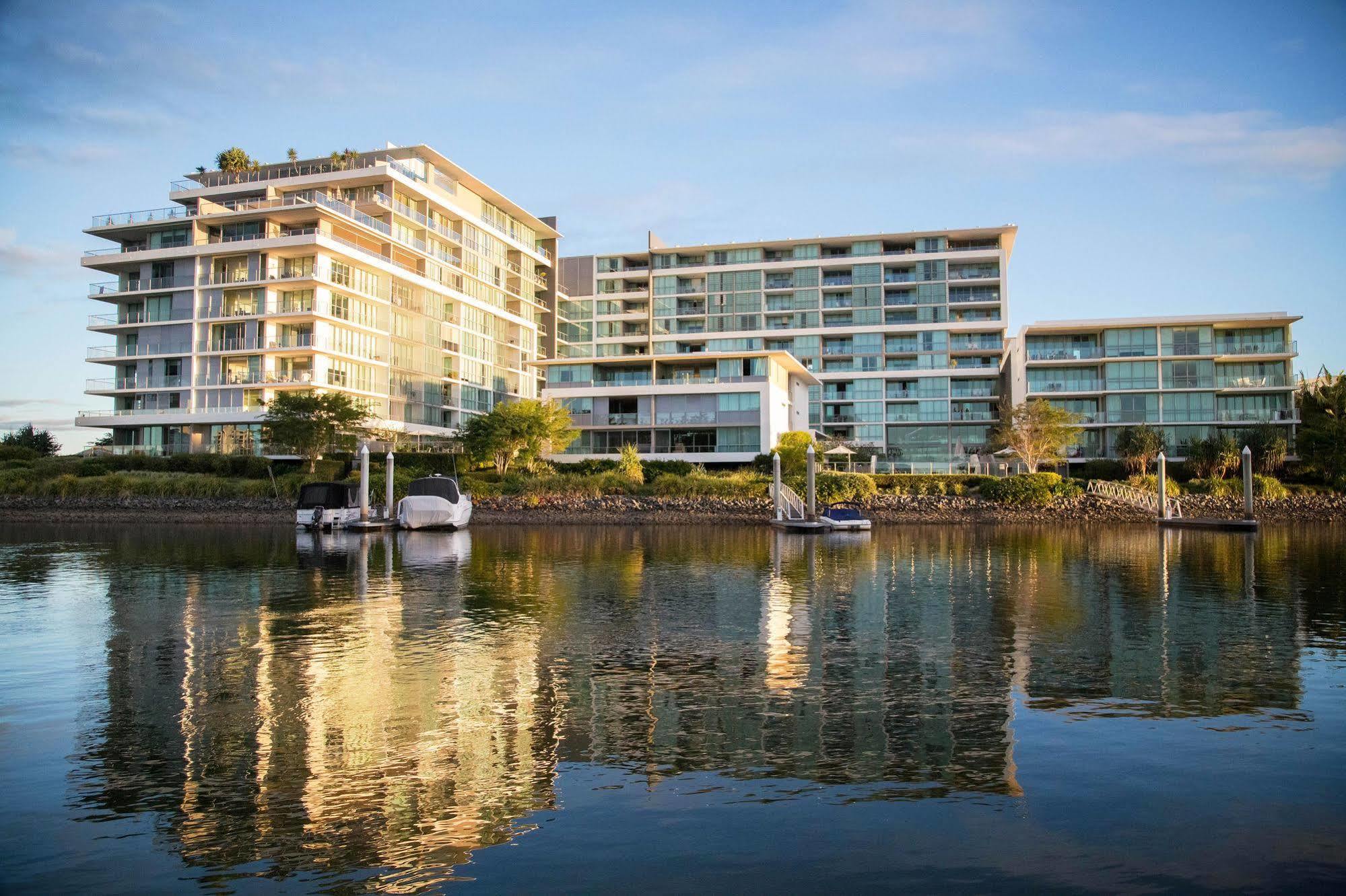 Resort Ultiqa Freshwater Point Broadbeach Gold Coast