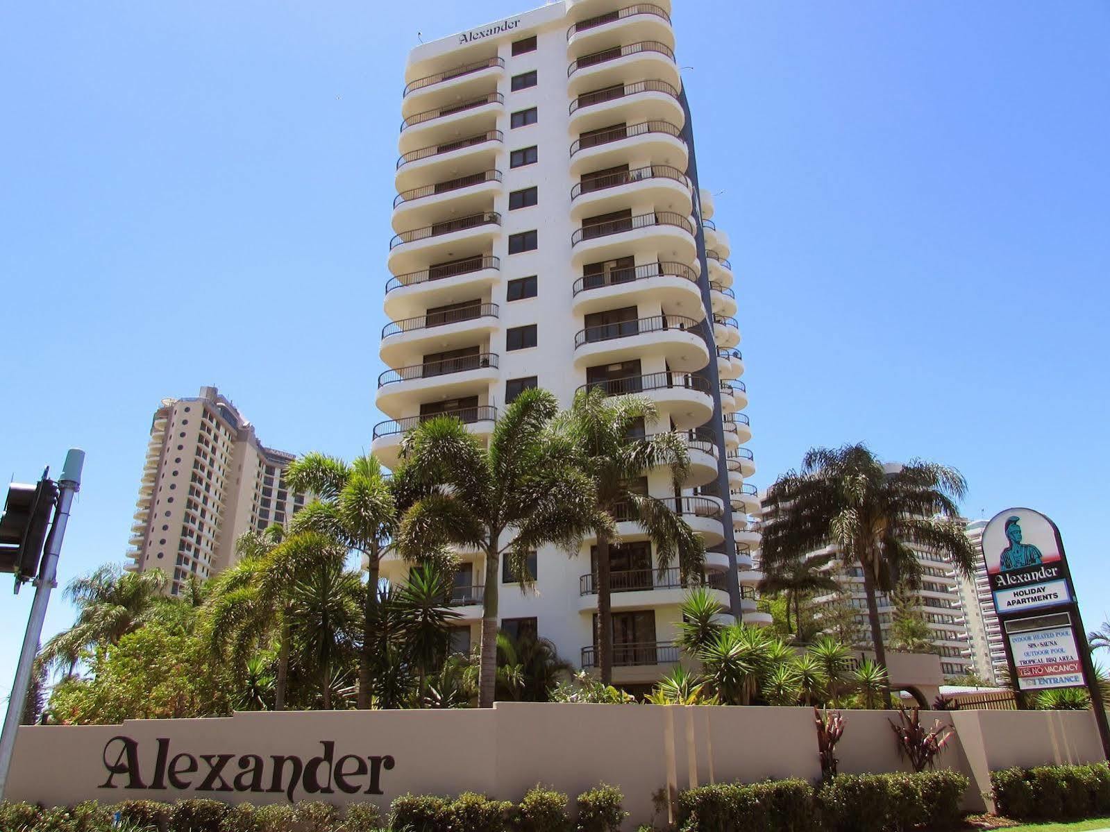 Alexander Aparthotel