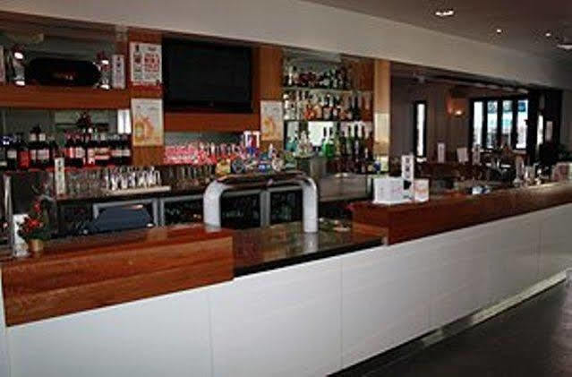 Coolangatta Sands Hotel Hostel