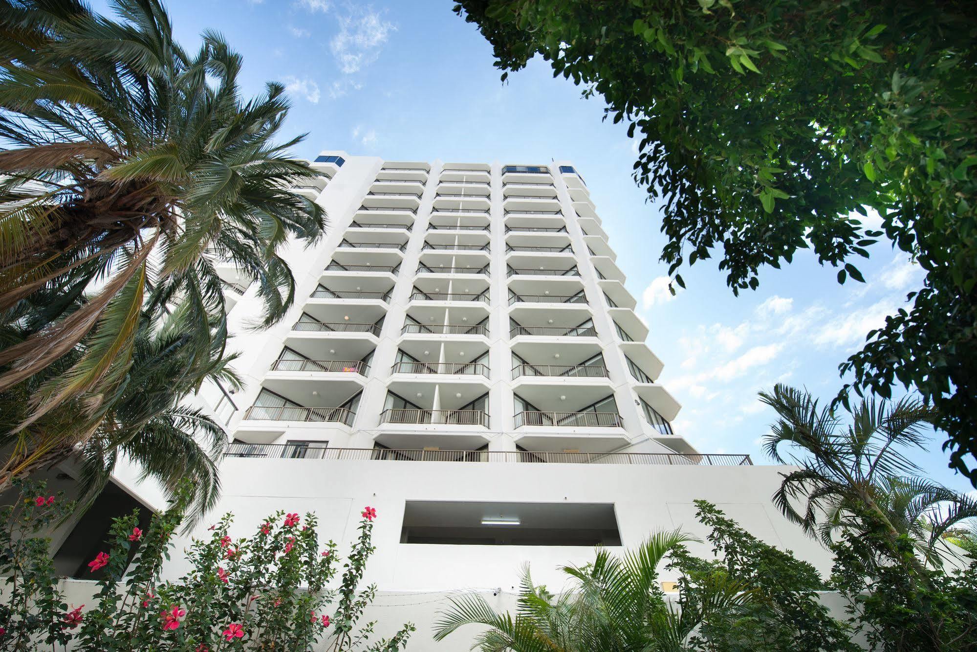 Sandy Point Resort 3*
