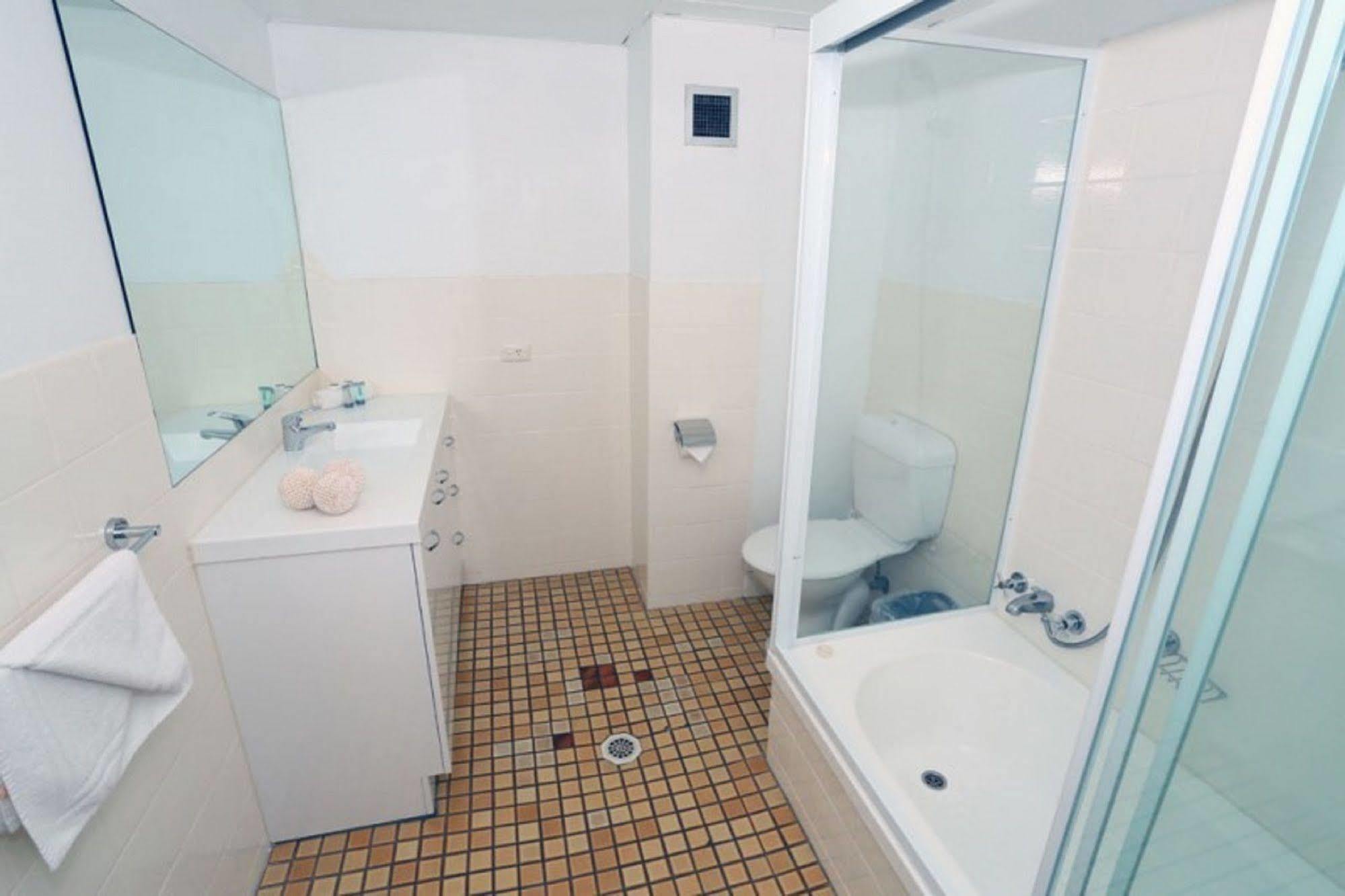 St Tropez Resort Gold Coast