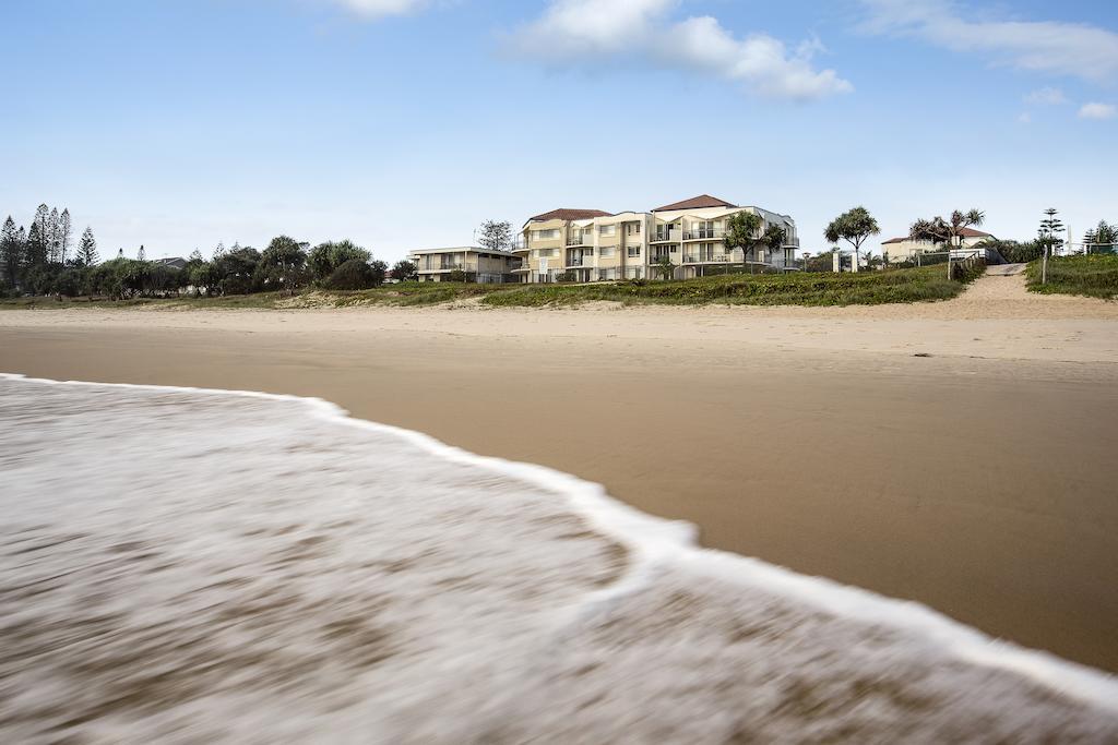 Golden Riviera Absolute Beachfront Gold Coast