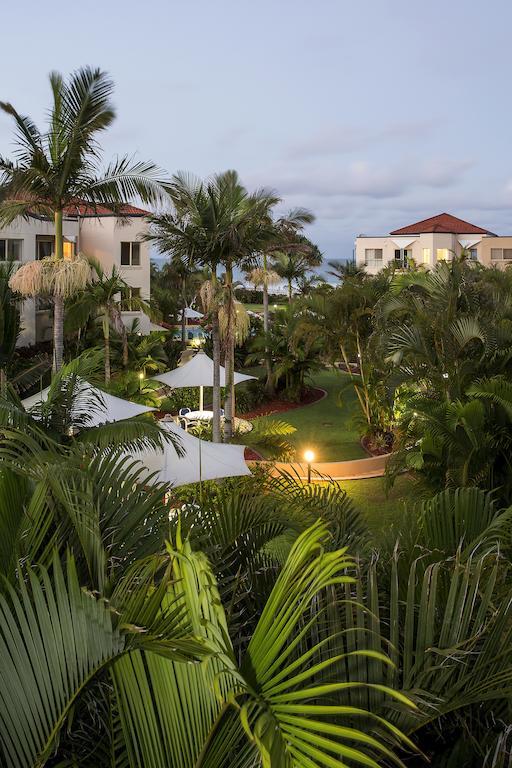 Golden Riviera Absolute Beachfront 4* Gold Coast
