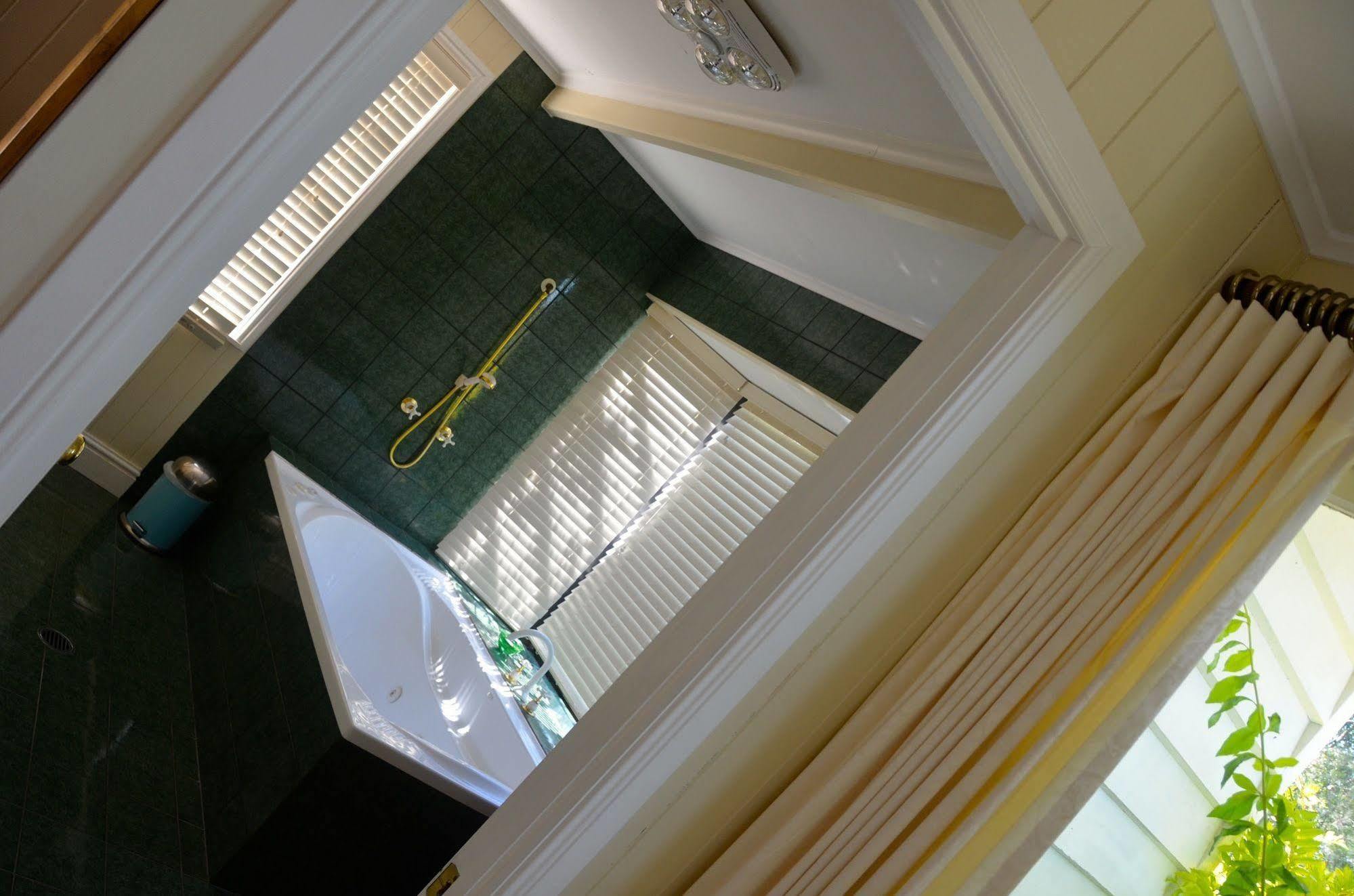 Guest house Hilltop On Tamborine 4*