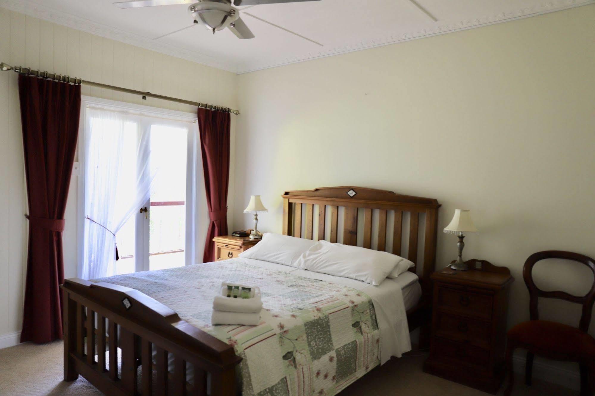 Hilltop On Tamborine 4* Gold Coast