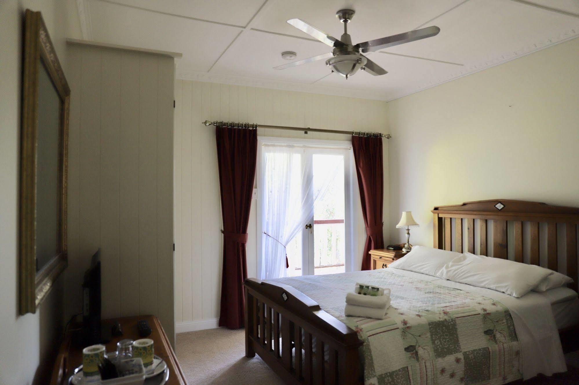 Hilltop On Tamborine Gold Coast