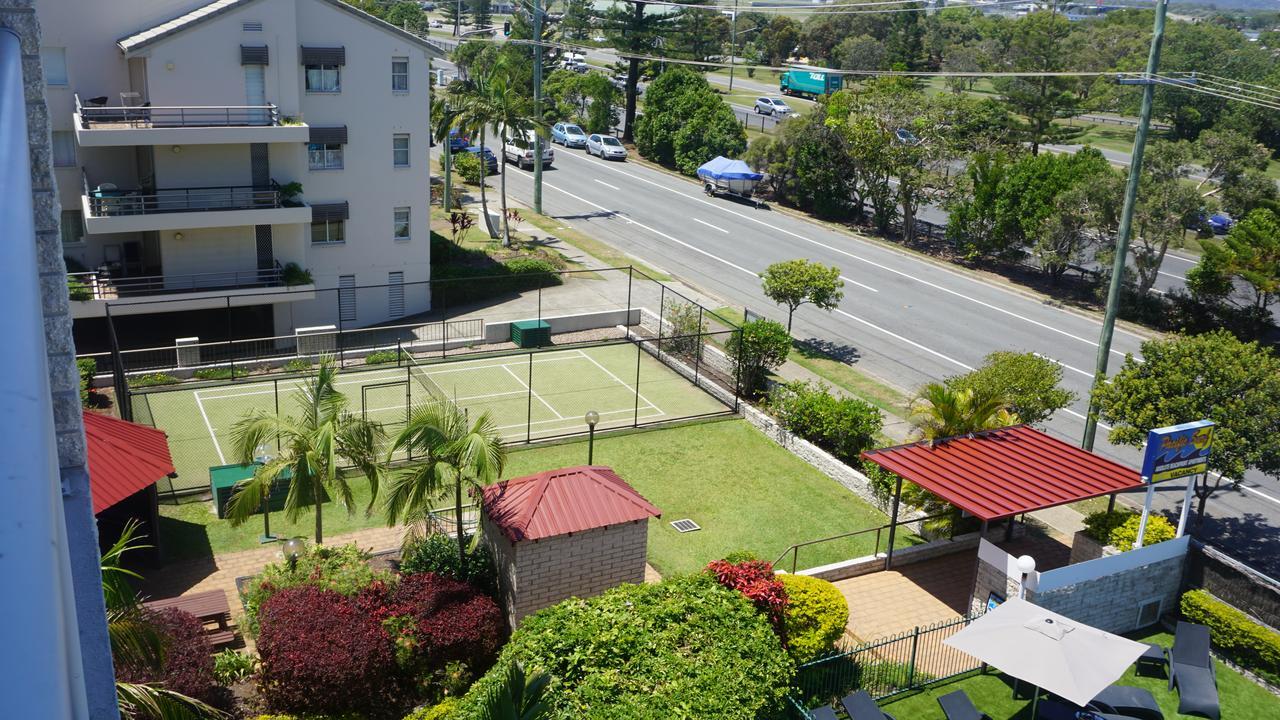 Pacific Surf Absolute Beachfront Gold Coast