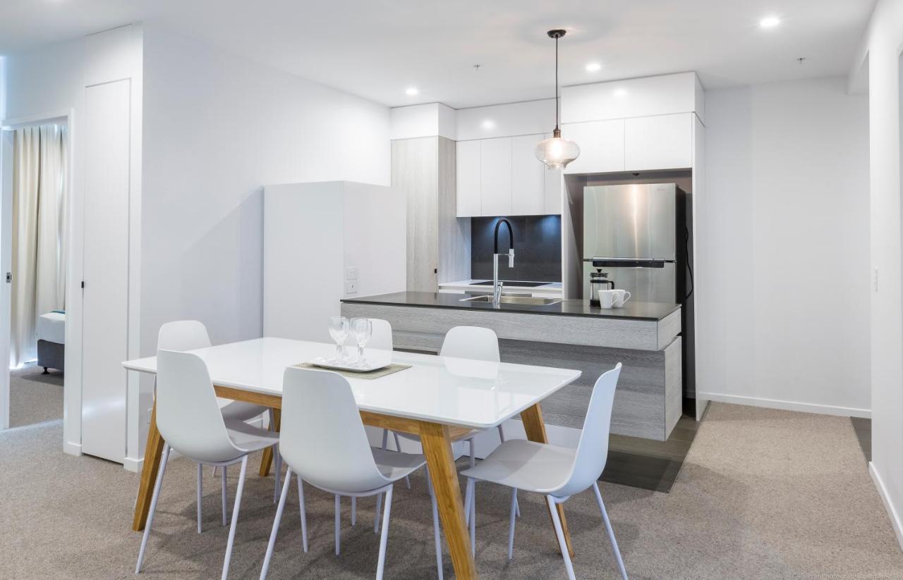Boardwalk Burleigh - Official 4*