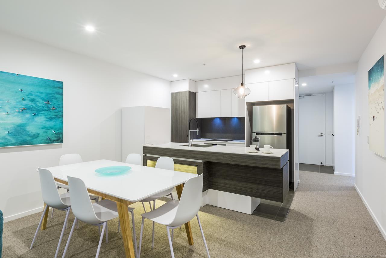 Boardwalk Burleigh - Official Aparthotel