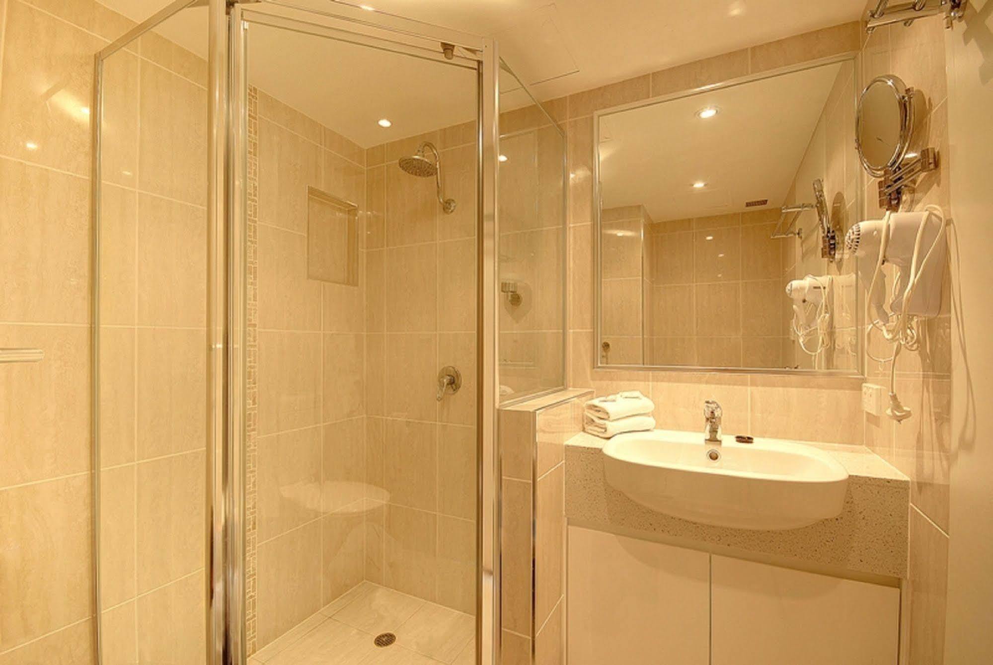 Pacific Surf Absolute Beachfront 3* Gold Coast