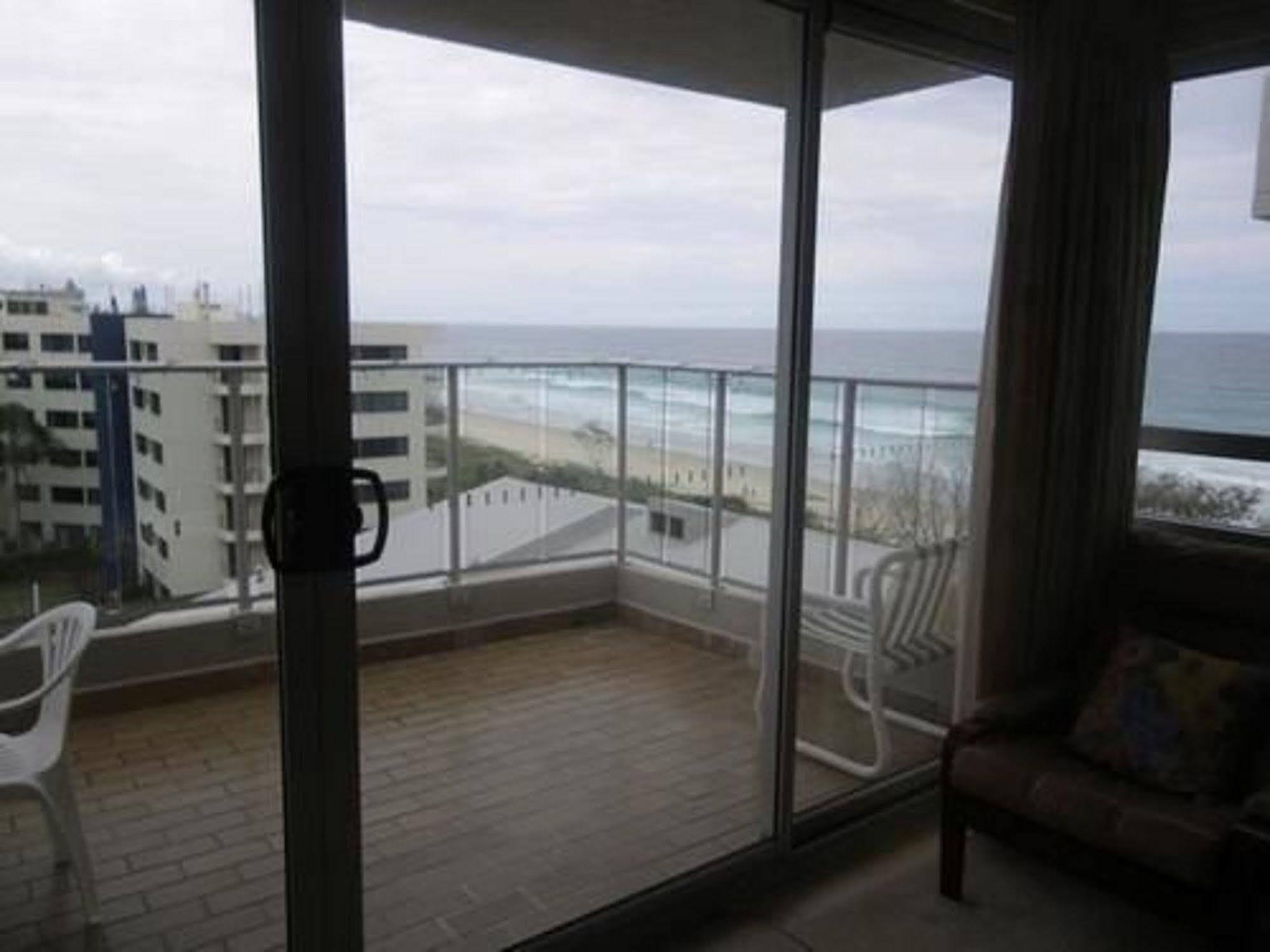 Pacific Surf Absolute Beachfront 3*