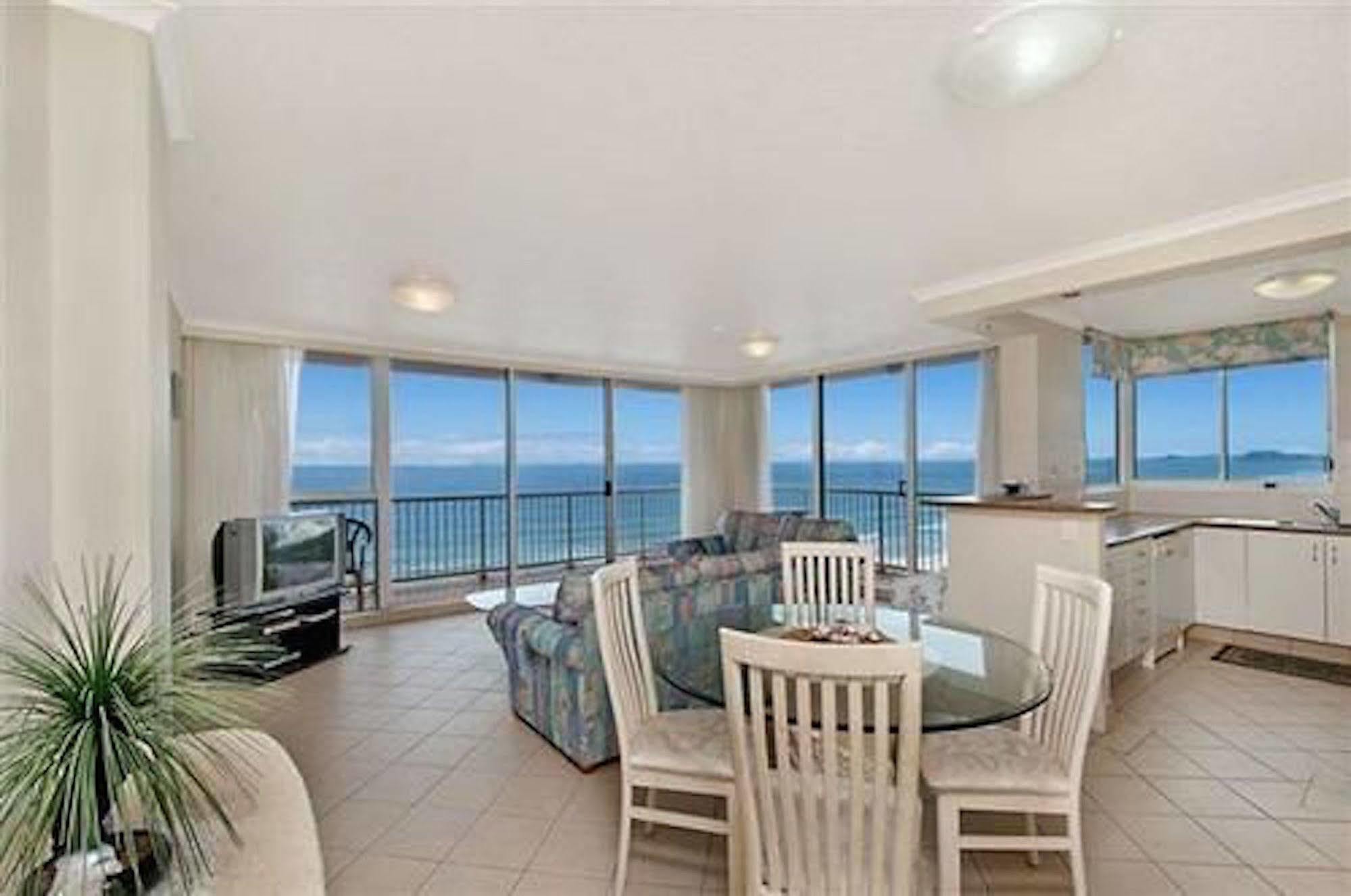 Aparthotel Boulevard Towers On Broadbeach 4*