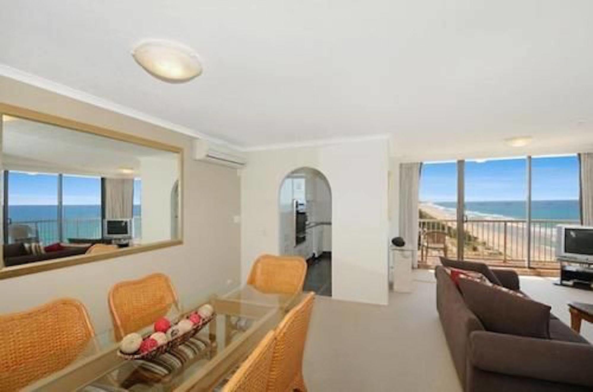 Boulevard Towers On Broadbeach 4* Gold Coast