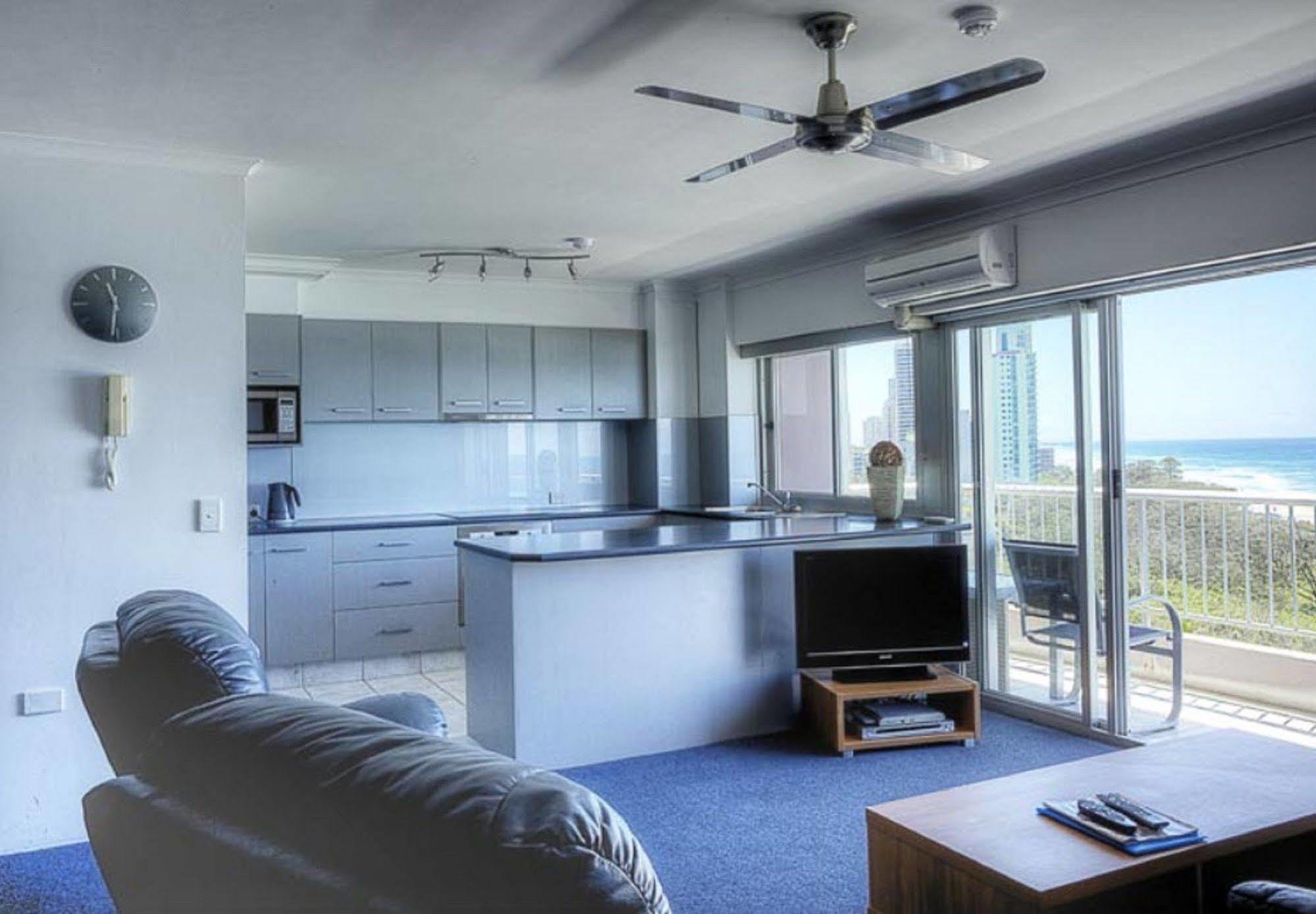 Aparthotel Narrowneck Court 4*