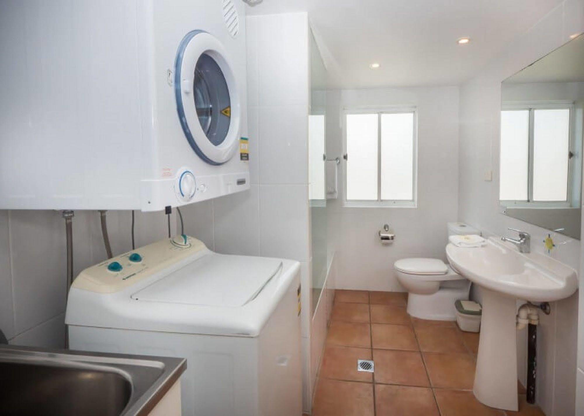 Paros On The Aparthotel Gold Coast