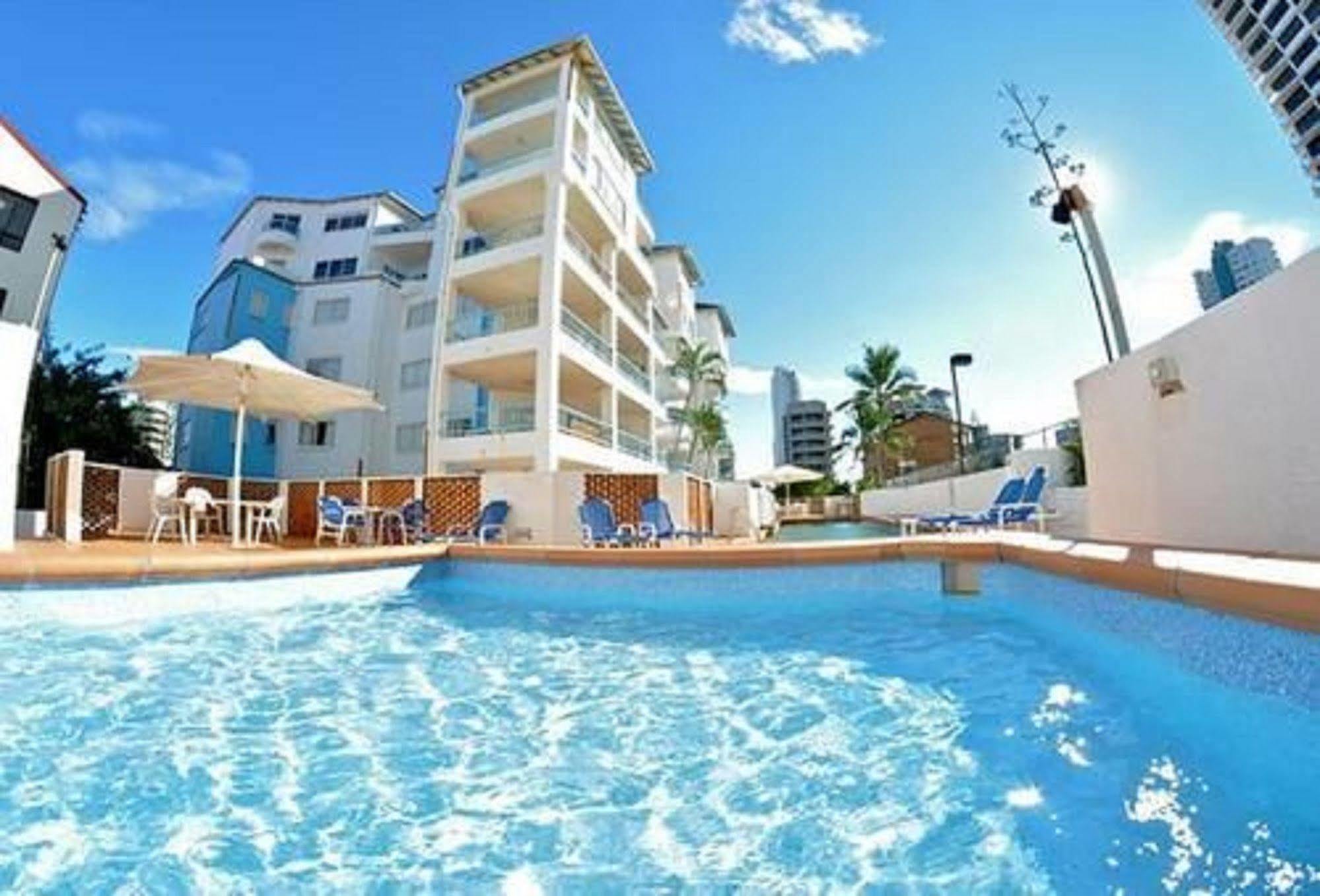 Paros On The 3*