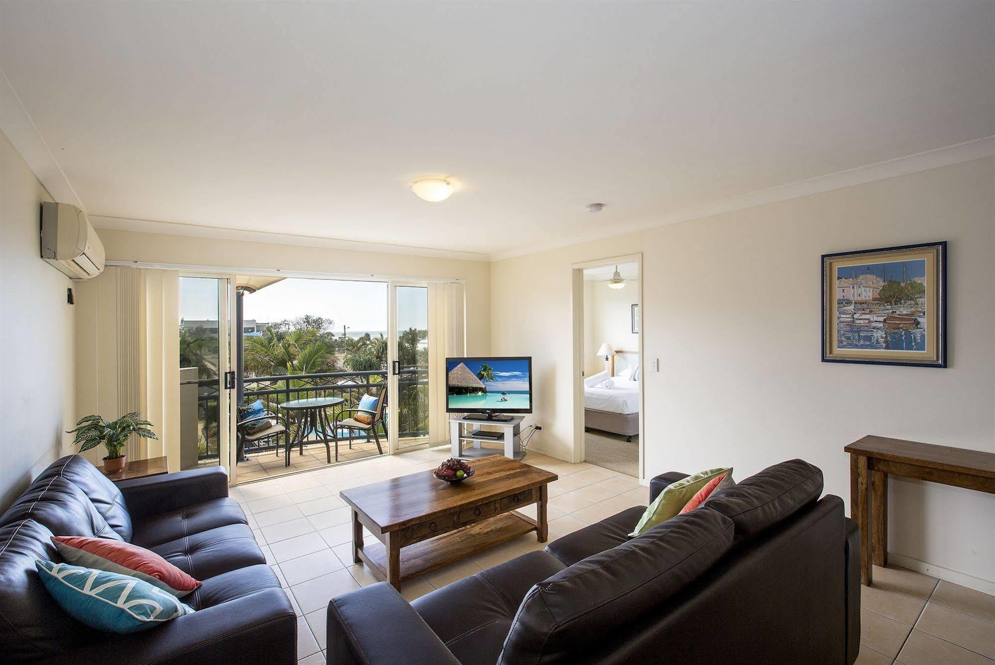 Golden Riviera Absolute Beachfront 4*