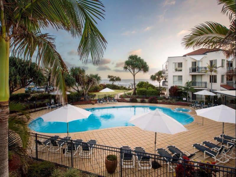 Golden Riviera Absolute Beachfront 4* Gold Coast