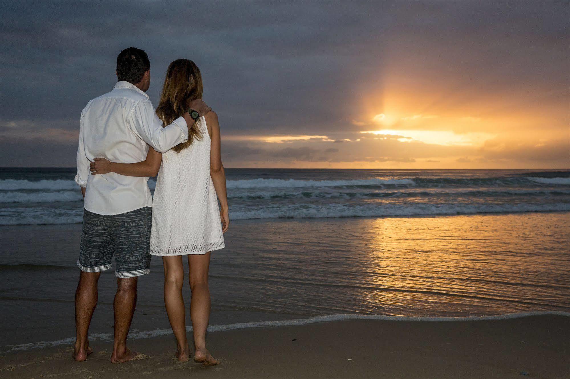 Golden Riviera Absolute Beachfront Gold Coast