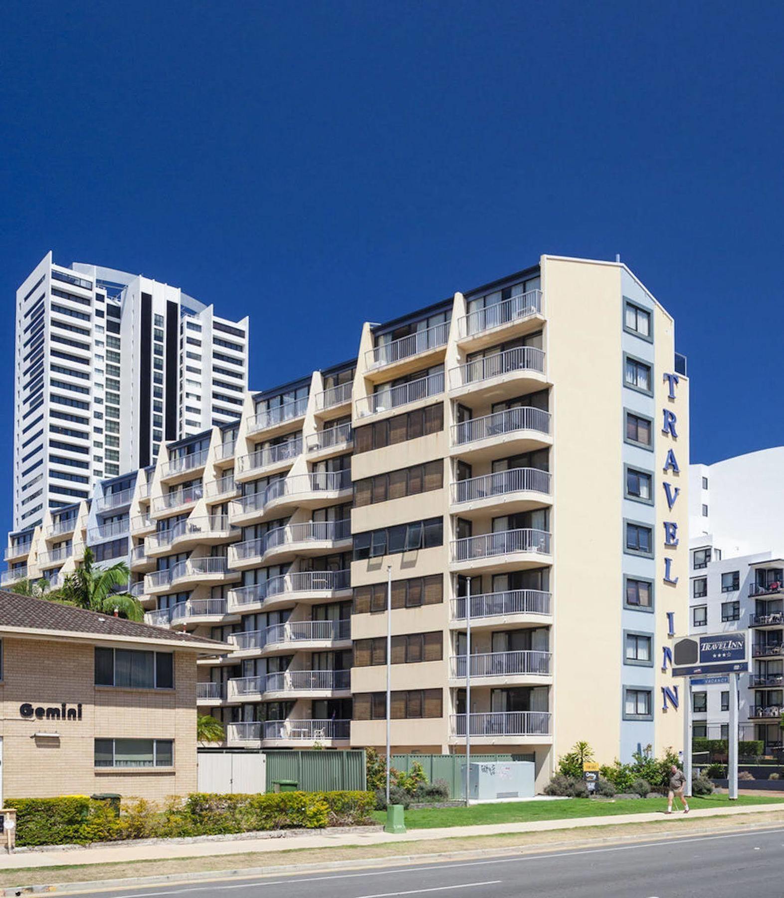 Broadbeach Travel 3*