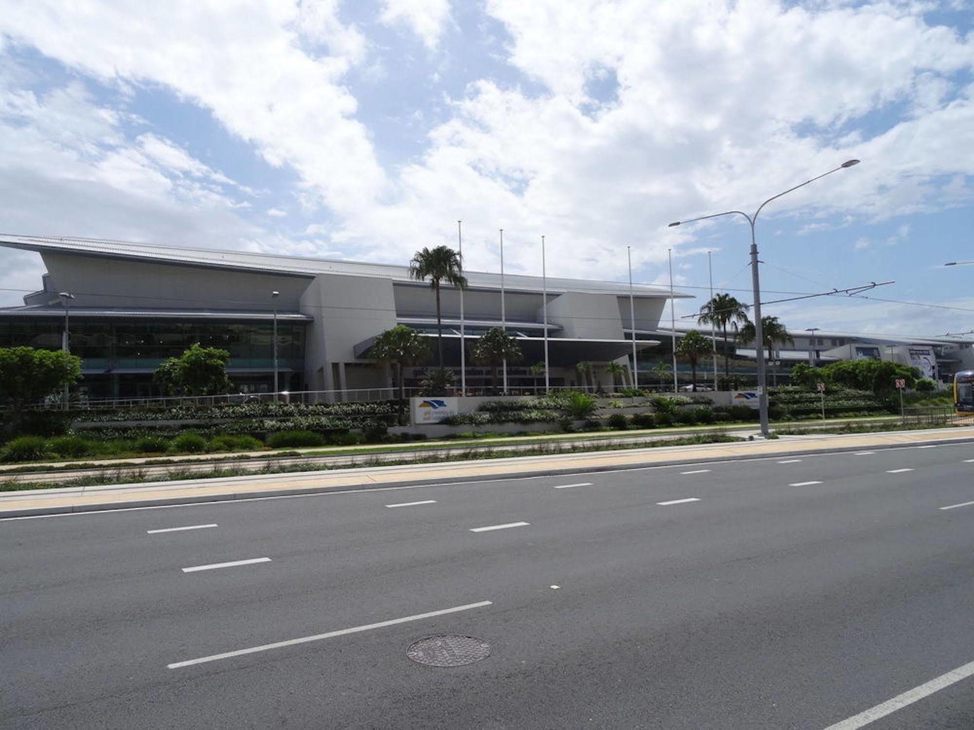Broadbeach Travel Aparthotel 3*
