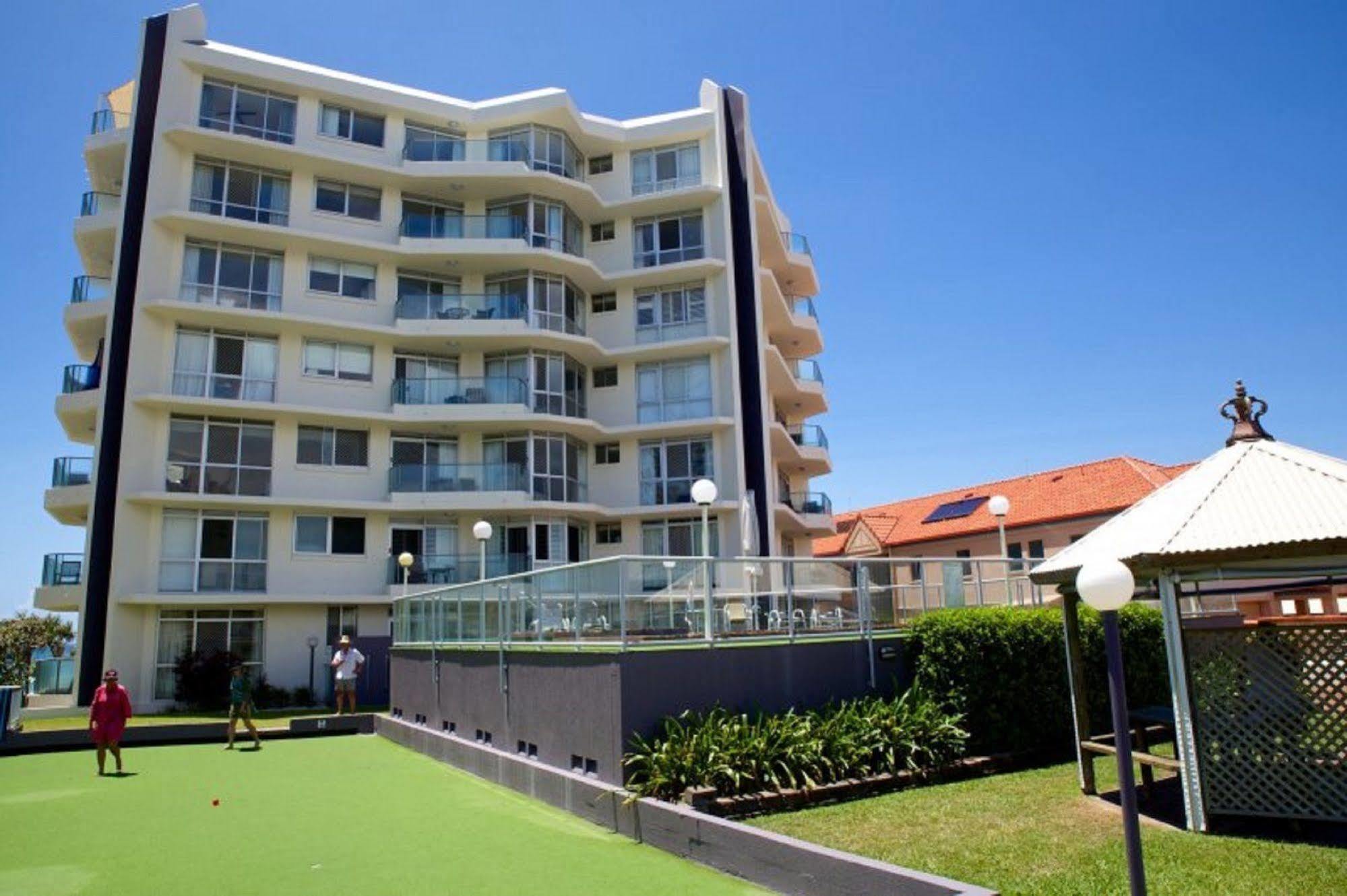 Foreshore Beachfront Aparthotel