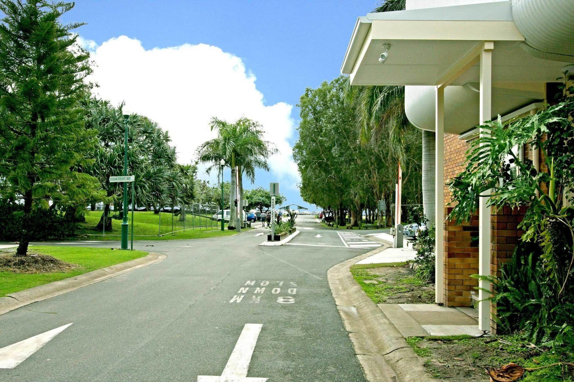Hotel Burleigh Tourist Park
