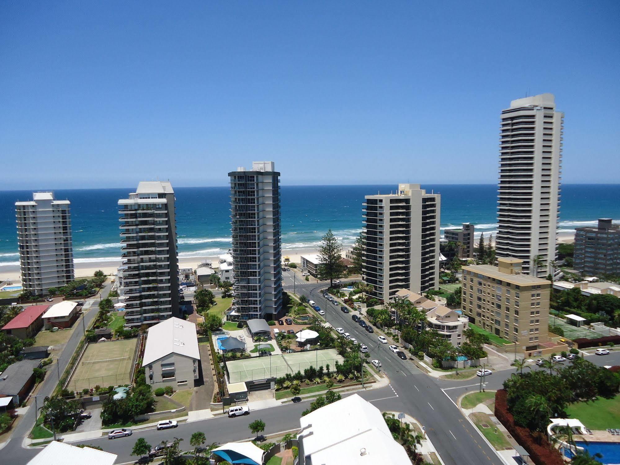The Crest Aparthotel Gold Coast