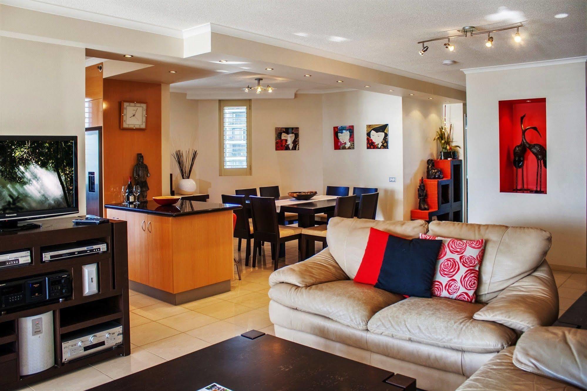 Indigo Blue 4*