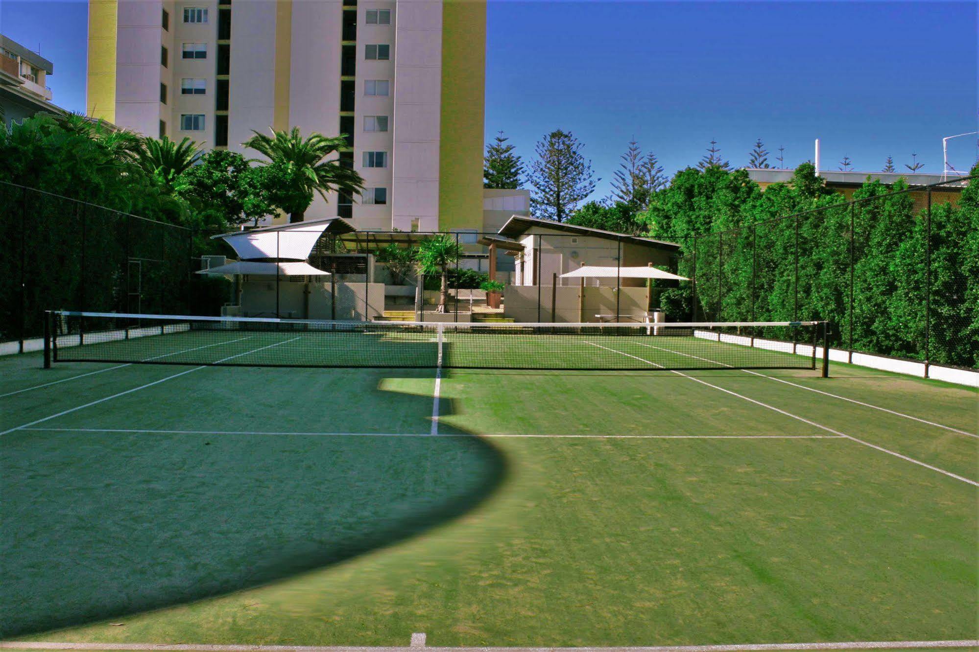 Indigo Blue Aparthotel 4*