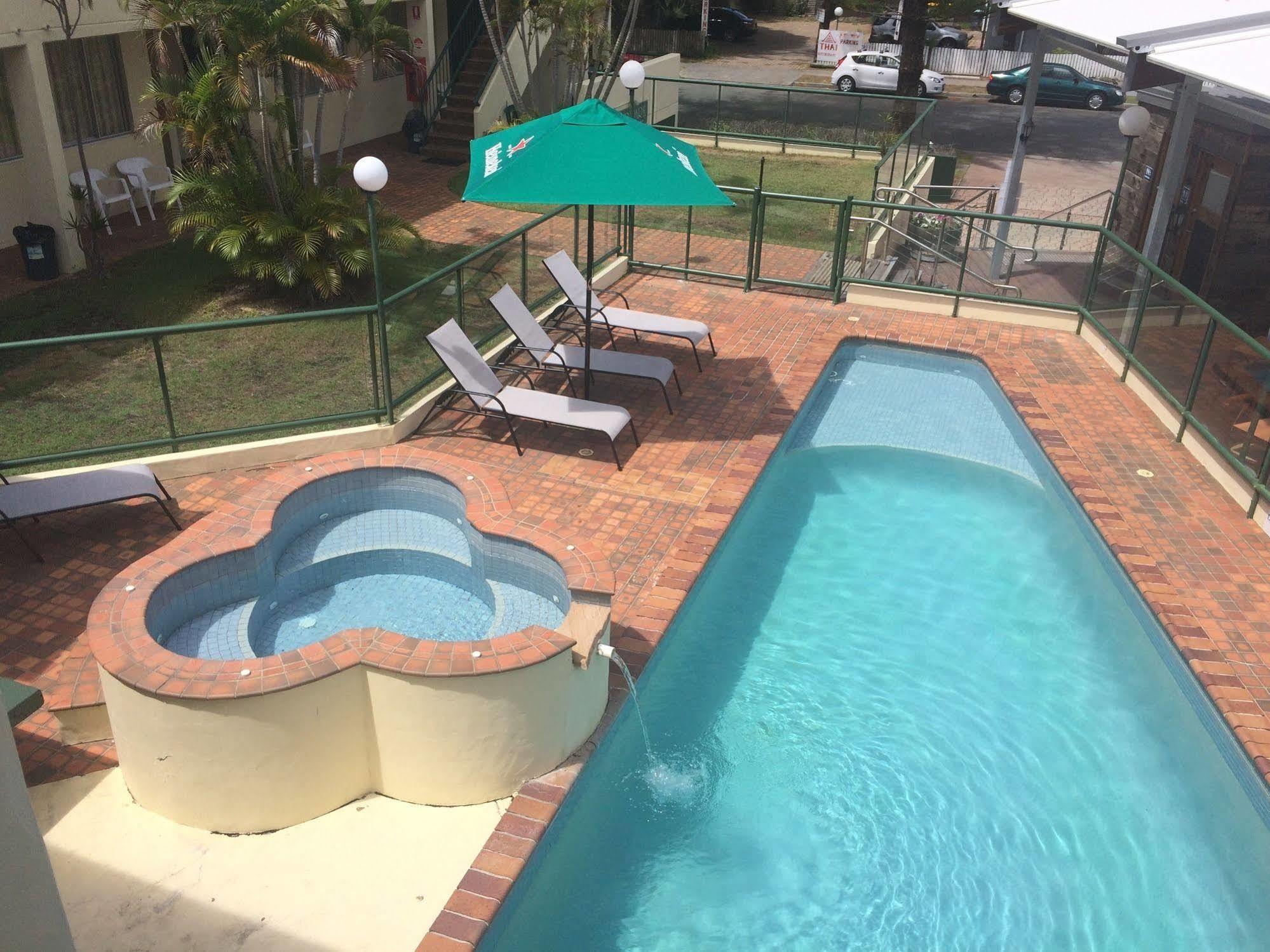Darcy Arms Motel 3*