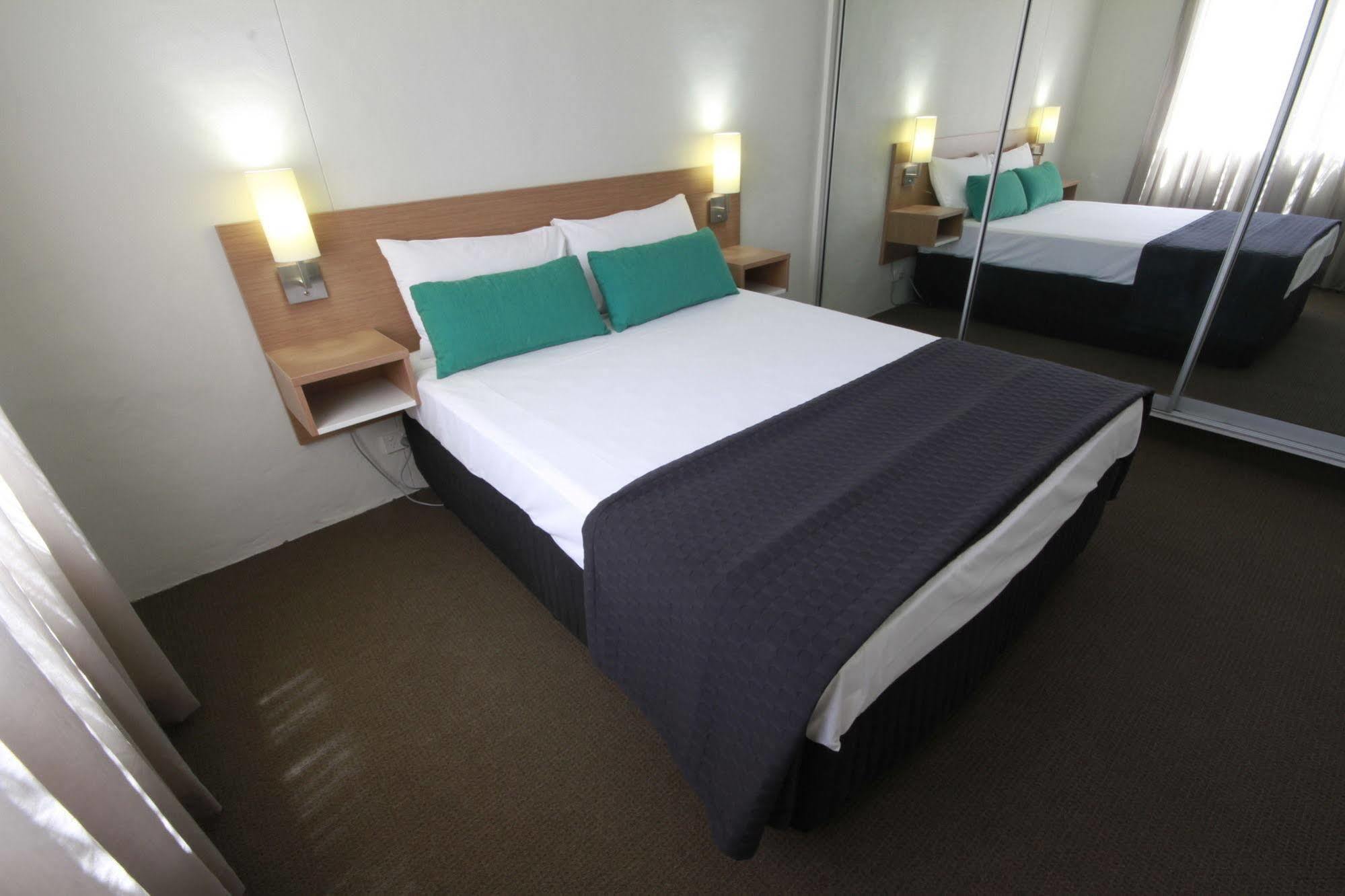 Darcy Arms Motel Gold Coast